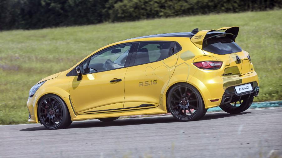  Renault Clio R.S.16 Concept 2016 года  (фото 7 из 54)